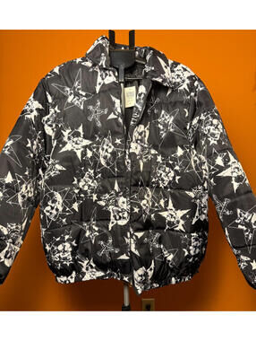 New w Tags Hot Topic Social Collision Puffer Jacket Nylon Skull and Stars XL